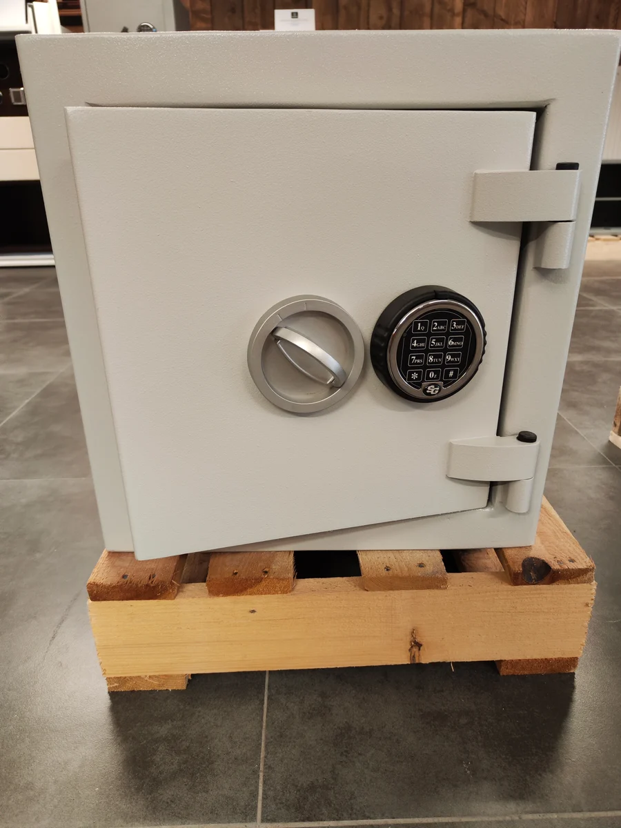 LDRS PR klasse II model 2 — eigen foto van Sloten Lampaert — buitenzijde